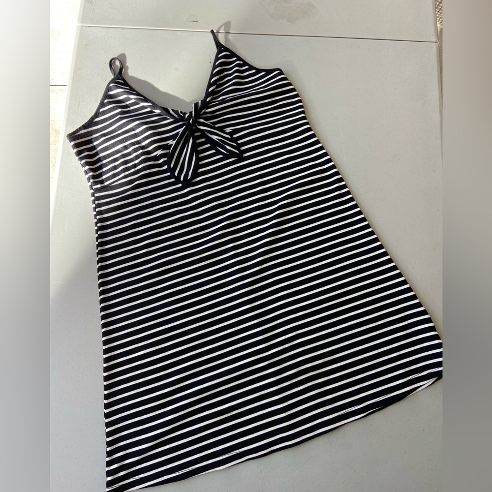 Lightweight mini dress. Good condition. Adjustable straps black and white stripe